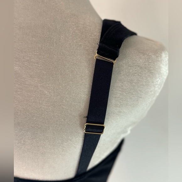 NWOT! Black Velvet Bustier - Picture 9 of 15